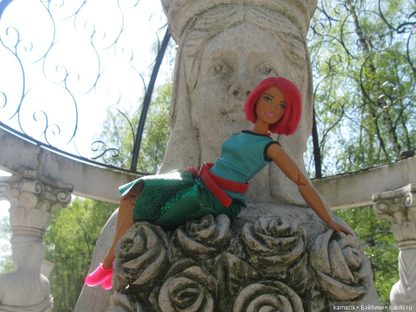 Район Камазовка. Мисс Ритка продолжает гулять