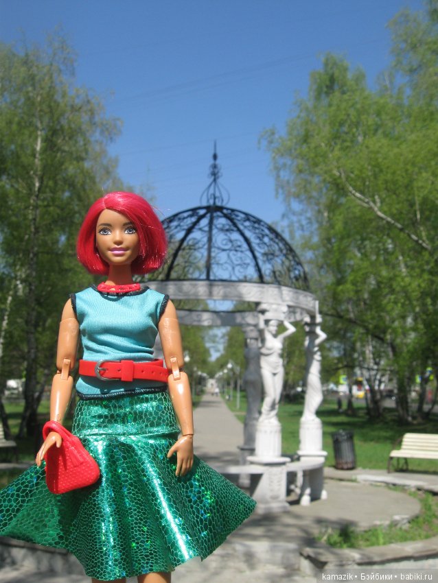 Район Камазовка. Мисс Ритка продолжает гулять (фото 2)