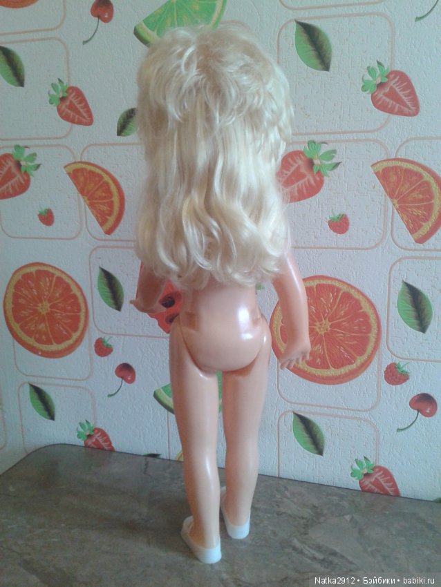 Подскажите как зовут девочку (фото 2)