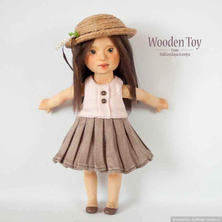 Деревянная шарнирная кукла Лиён
