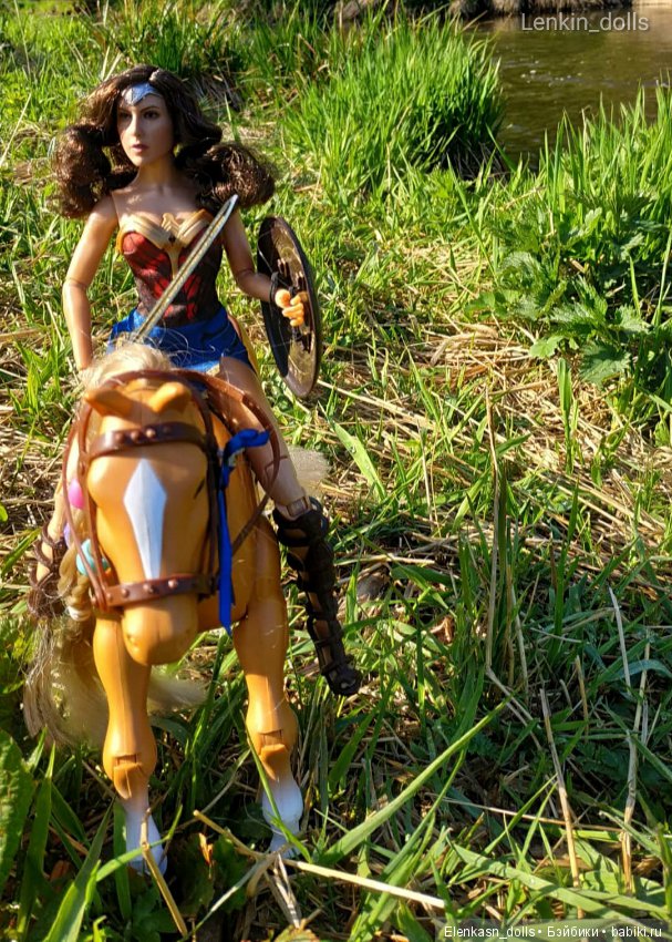 Чудо-Женщина — Коллекционные экшн (фото 6)
