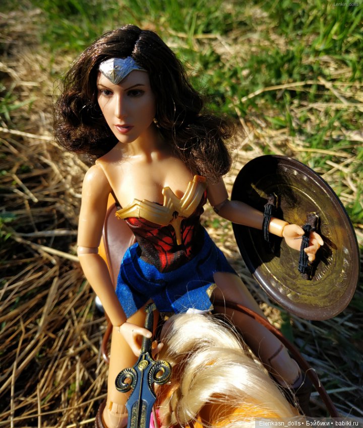 Чудо-Женщина — Коллекционные экшн (фото 3)
