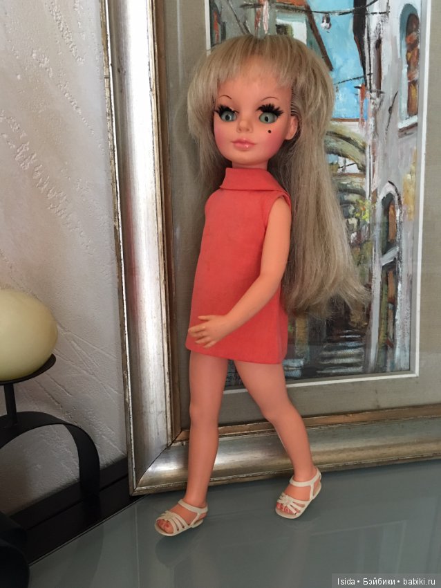 Русалочка Simona Furga Alta Moda 4 ESSE переоделась в оригинальное платье (фото 10)