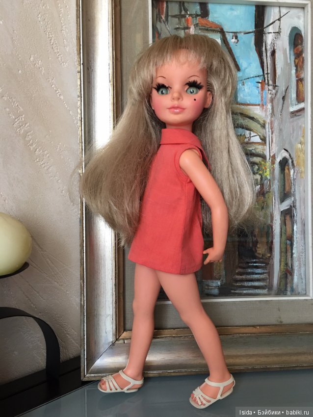 Русалочка Simona Furga Alta Moda 4 ESSE переоделась в оригинальное платье (фото 8)