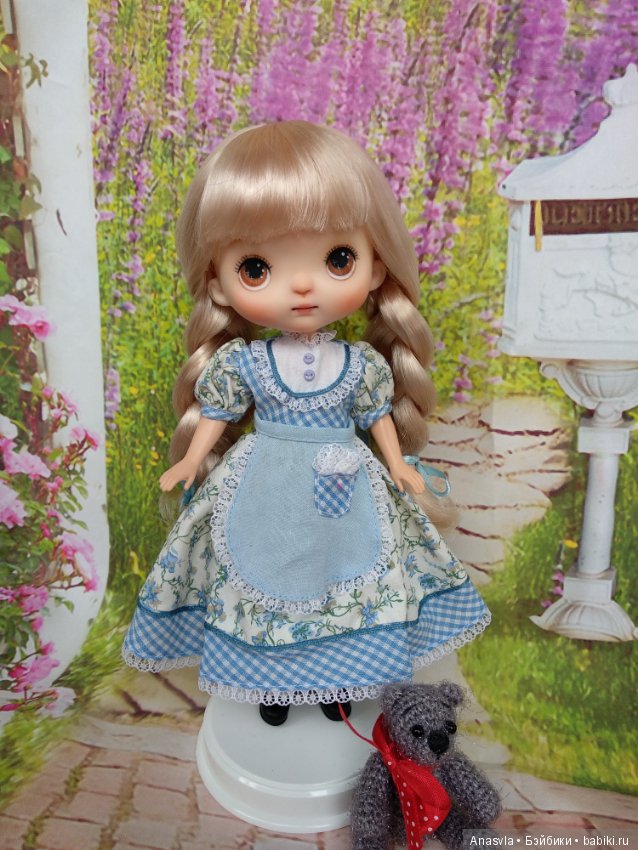 Две подружки — ООАК и репейнт игровых кукол: Bratz (фото 2)