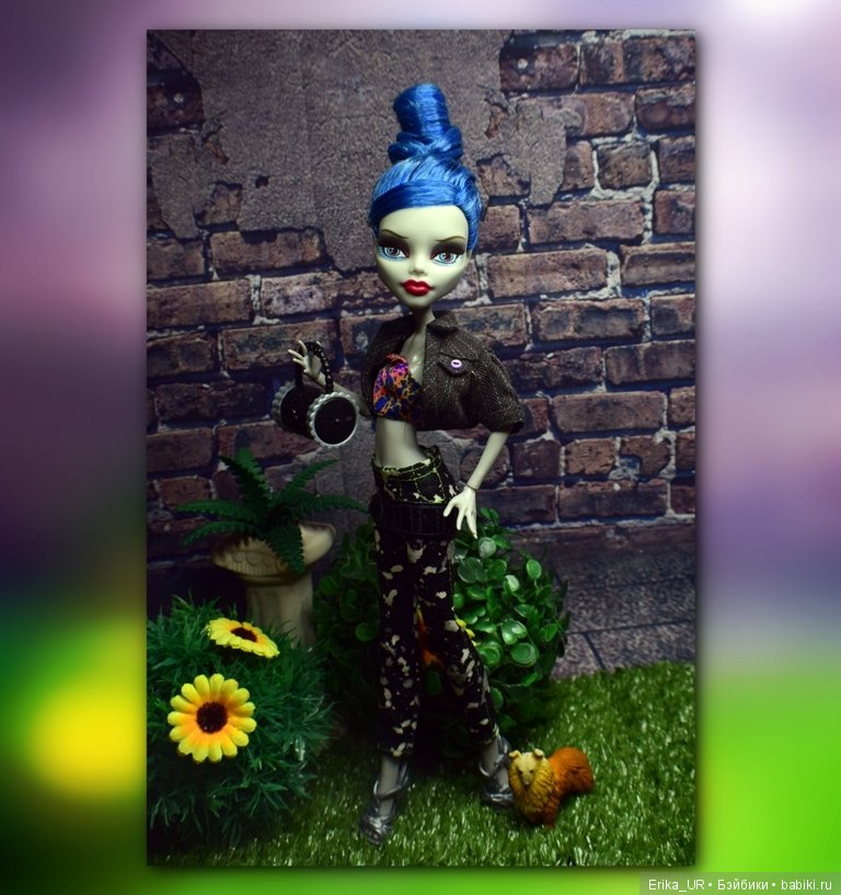 В доме моем много имен, Знаменитых и простых (С) /голубые локоны и синяя "башня" (фото 6)