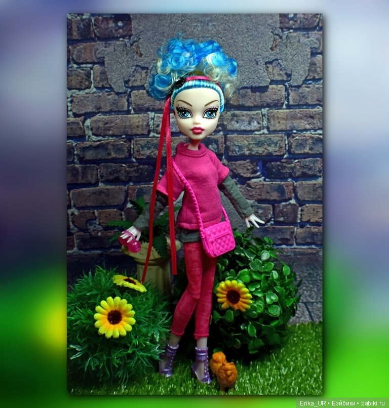 В доме моем много имен, Знаменитых и простых (С) /голубые локоны и синяя "башня"