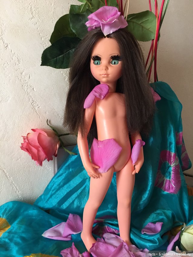 Фея розовых снов Susanna Furga Alta Moda 3 S с изумрудными глазами