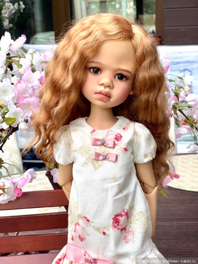 Сиенна от Кайе Виггс,новые фото в новом образе