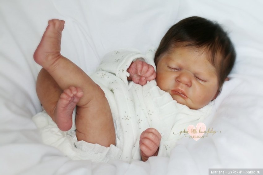 Romilly скульптора Cassie Ann Brace, автор прототипа Jacqueline Kramer