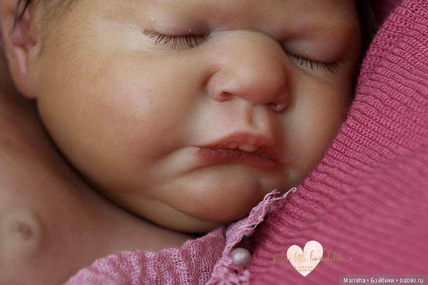 Romilly скульптора Cassie Ann Brace, автор прототипа Jacqueline Kramer