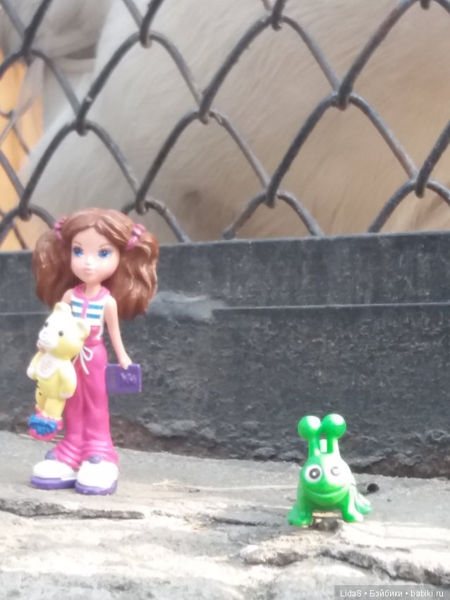 Прогулка по зоопарку. Первая в этом году