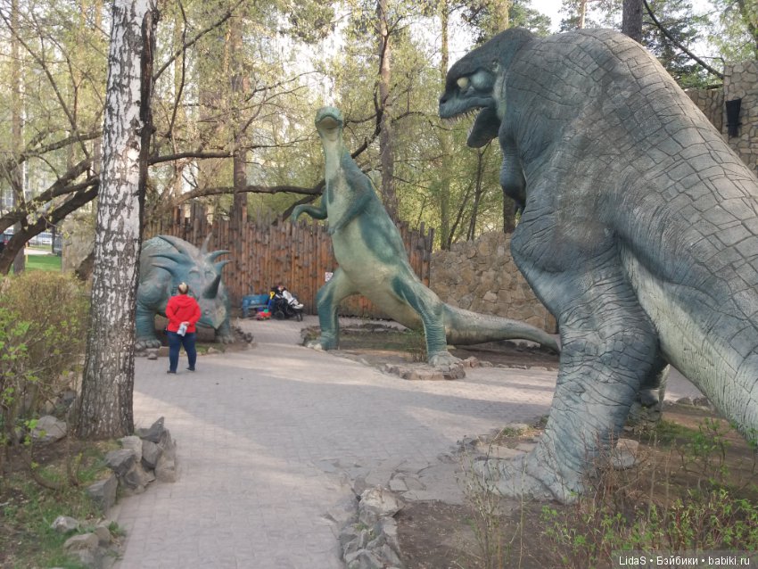 Прогулка по зоопарку. Первая в этом году