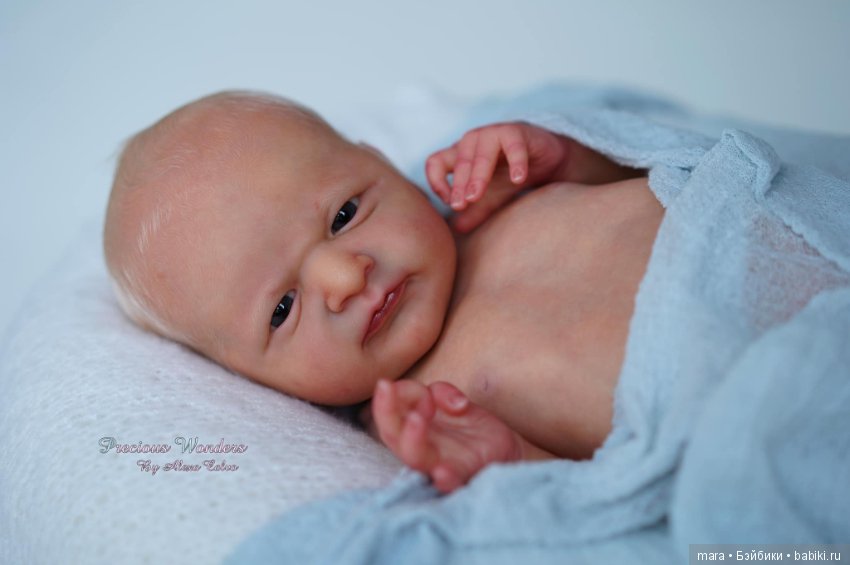 Alfie скульптора Laura Lee Eagles, автор прототипа Alexa Calvo