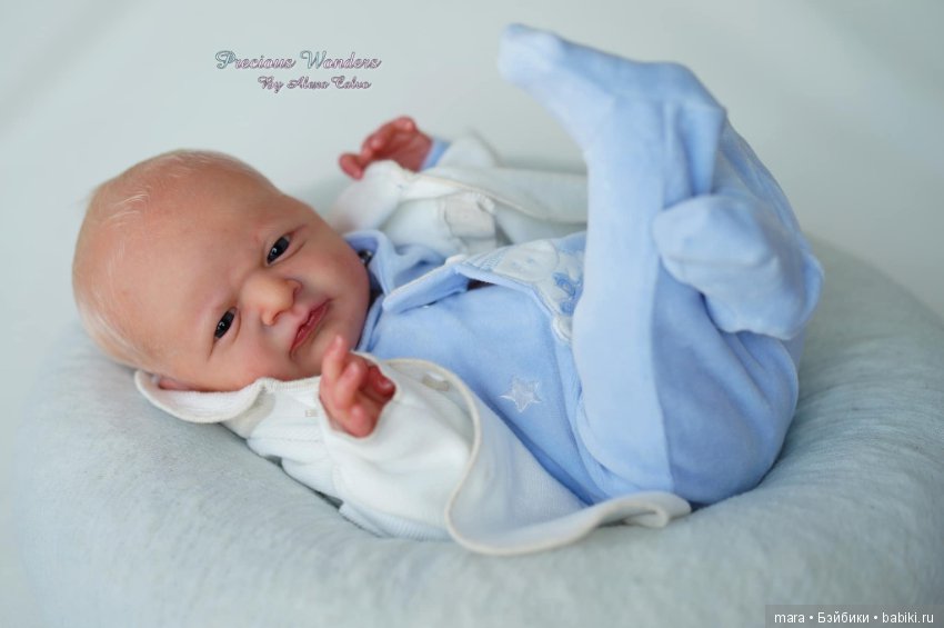 Alfie скульптора Laura Lee Eagles, автор прототипа Alexa Calvo