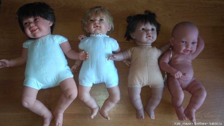 Сравниваю мякишей Марту ХА 52 см, Селию Онил 45 см и Лолу Лоренс 42 см (фото 5)