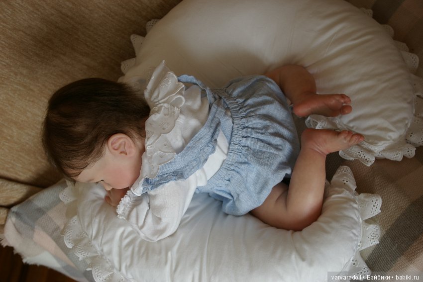 Сегодня родилась малышка на основе молда Laura