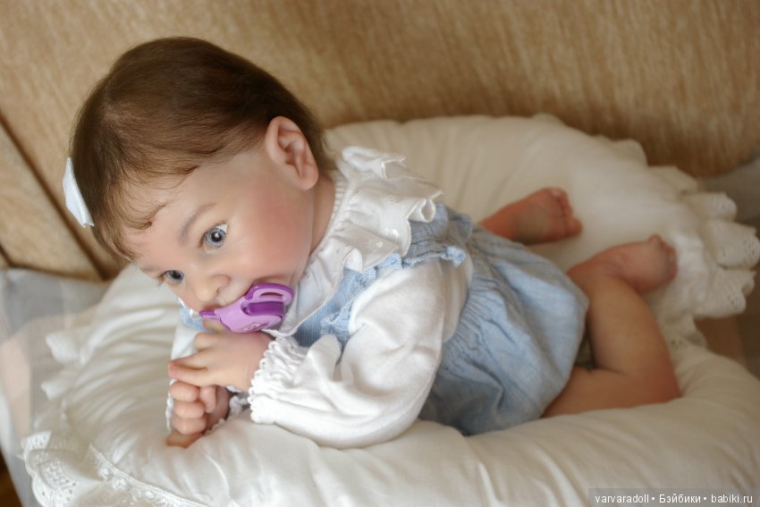 Сегодня родилась малышка на основе молда Laura