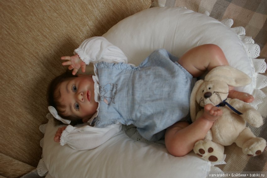 Сегодня родилась малышка на основе молда Laura