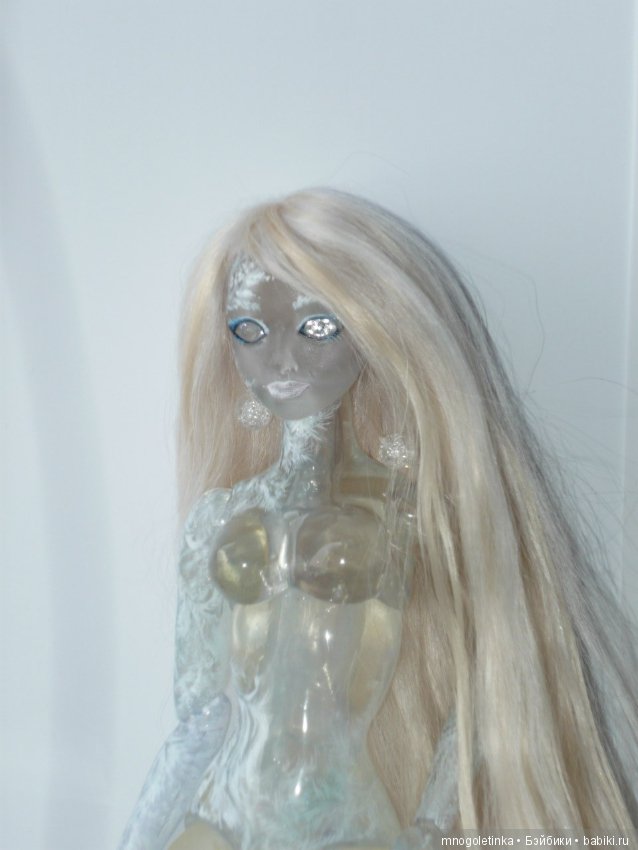 Шарнирная и прозрачная. Самая первая. Ее звали Льдина (фото 8)