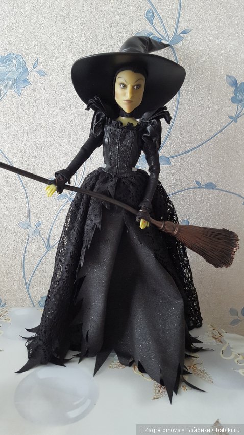 Ведьмочки, волшебницы и просто красавицы (фото 5)