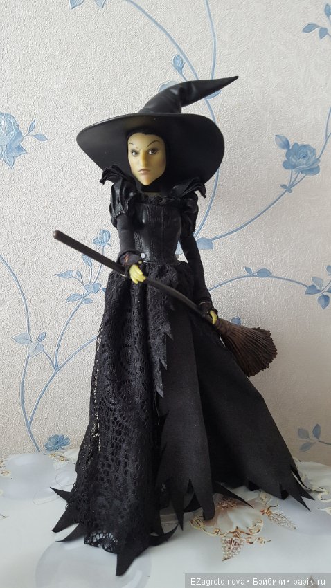 Ведьмочки, волшебницы и просто красавицы (фото 4)