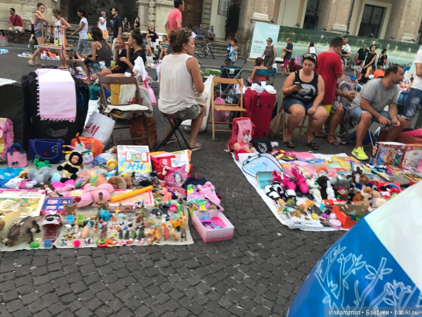 Блошиный рынок Римини Италия (фото 5)