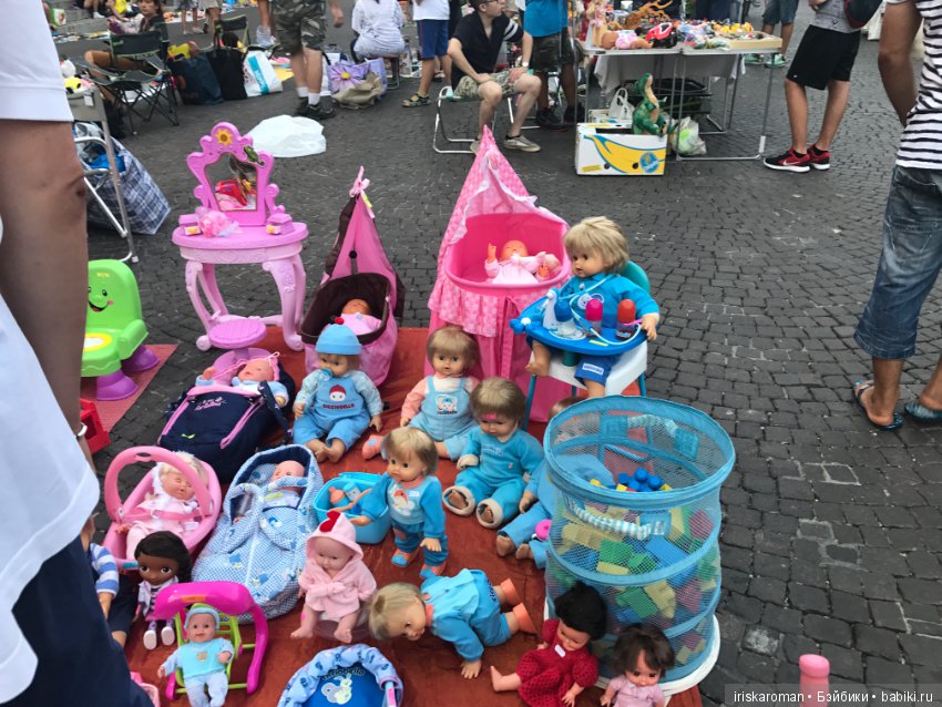 Блошиный рынок Римини Италия (фото 6)