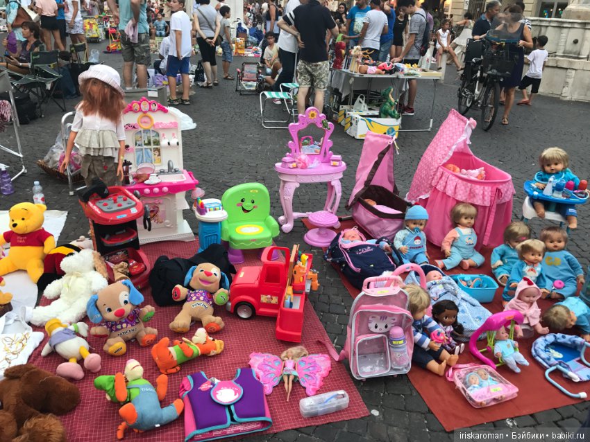 Блошиный рынок Римини Италия (фото 7)