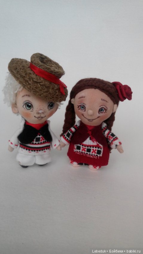 Мини-куколки в национальных костюмах - автор Людмила Лебедюк (фото 5)