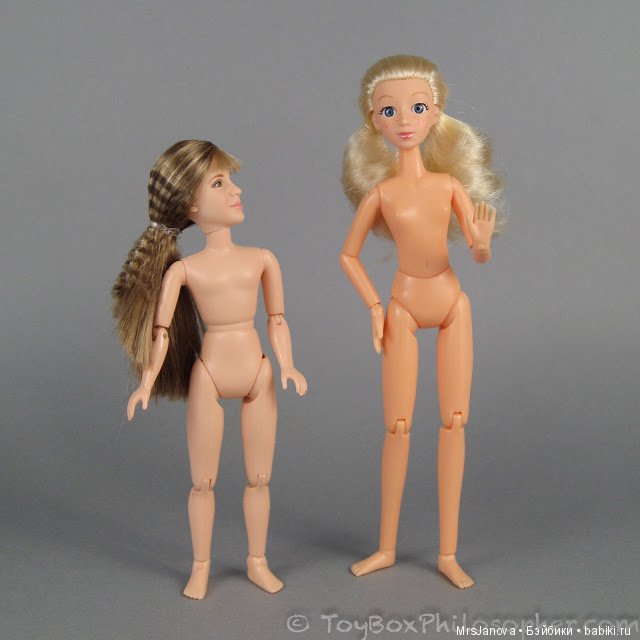 Помогите, пожалуйста, подобрать одежду куклам