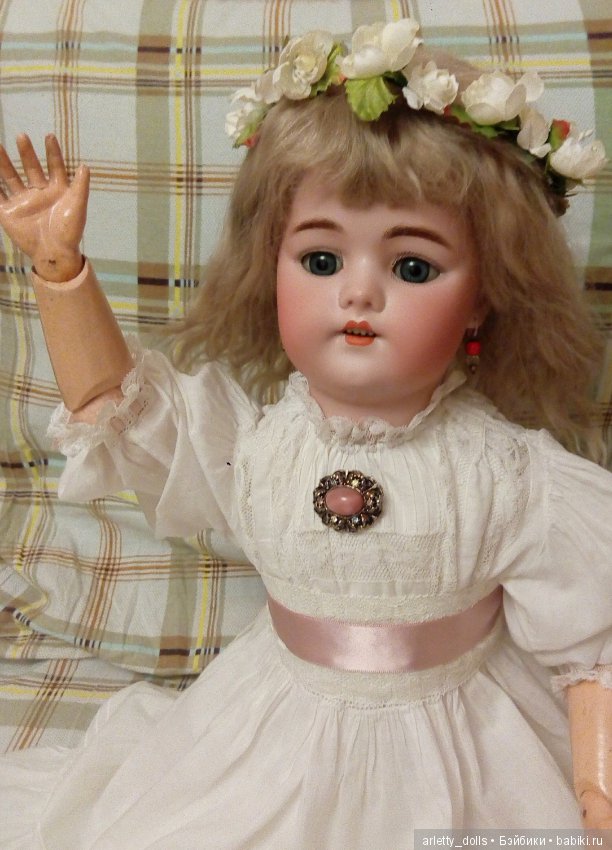 Антикварная куколка Simon and Halbig 1079 Dep дома (фото 7)