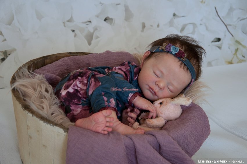 Elise скульптора Karola Wegerich, автор прототипа Silvia Ezquerra