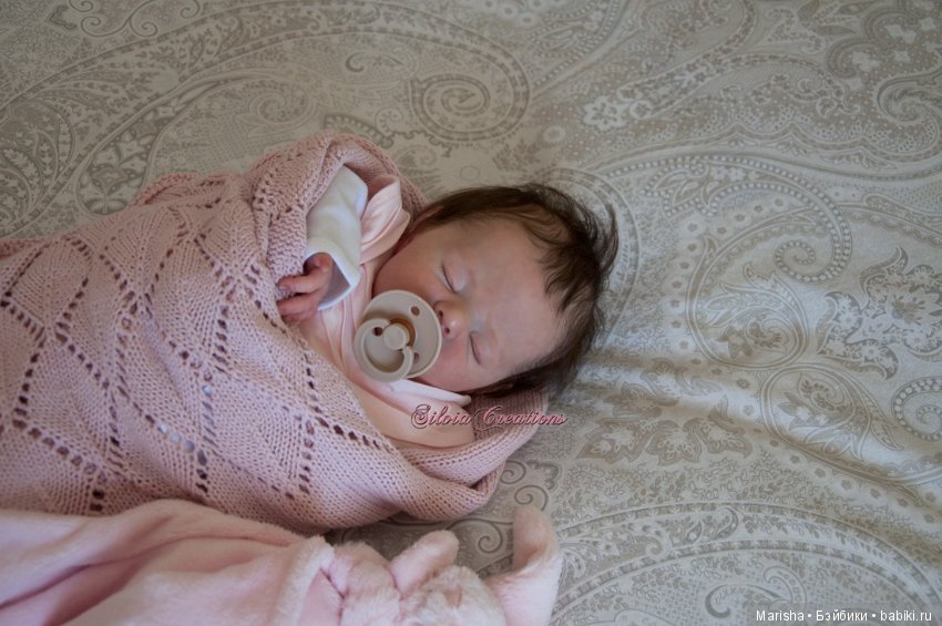 Elise скульптора Karola Wegerich, автор прототипа Silvia Ezquerra