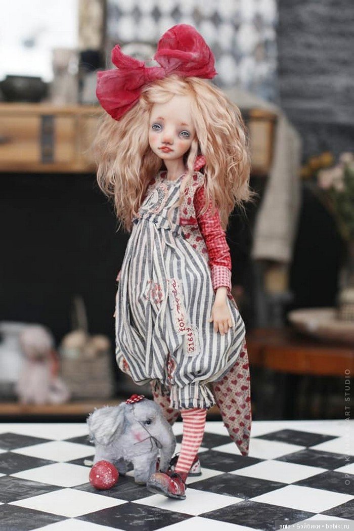 Художественная кукла Елены Оплаканской (фото 2)