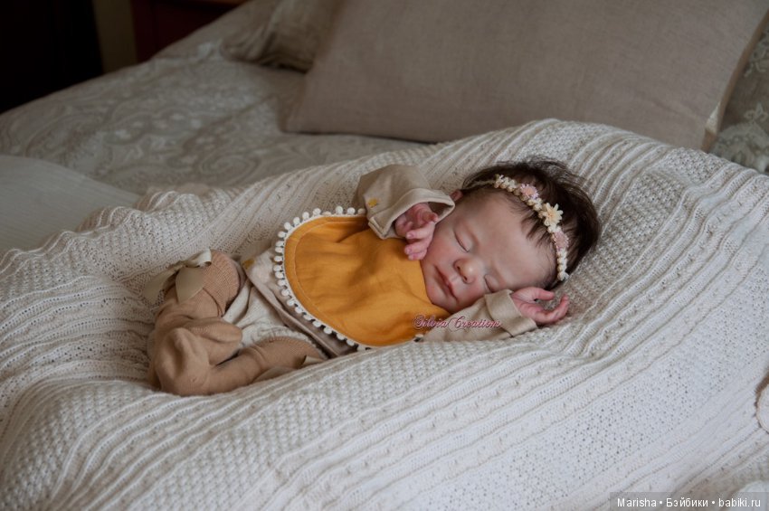 Elise скульптора Karola Wegerich, автор прототипа Silvia Ezquerra