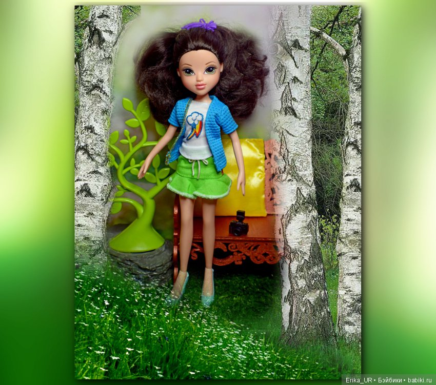 В доме моем много имен, Знаменитых и простых (С) /Моксики