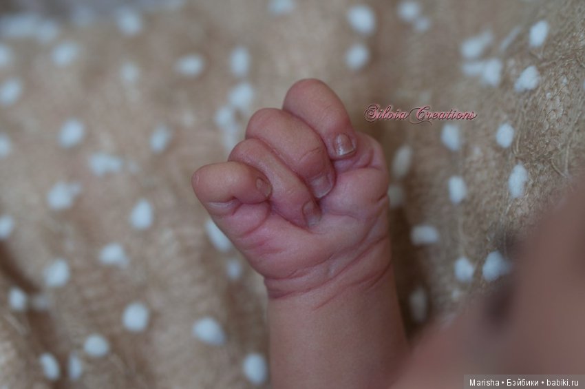 Layla скульптора Andrea Arcello, автор прототипа Silvia Ezquerra