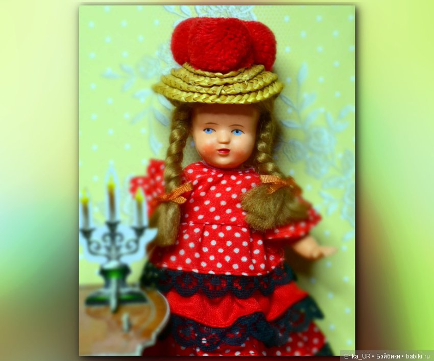 В доме моем много имен, Знаменитых и простых (С)/Маленькие жители небольшой коробки