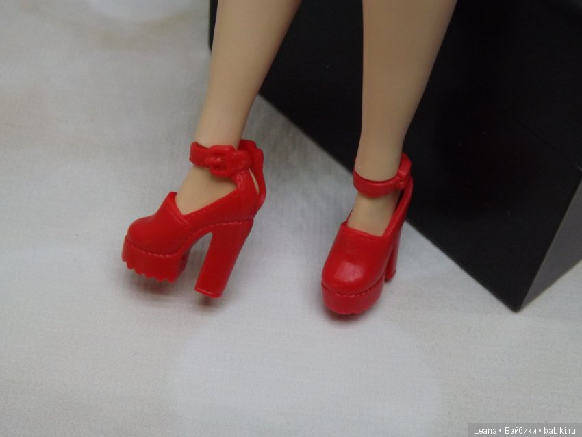 Какая обувь подходит для йоги пышки