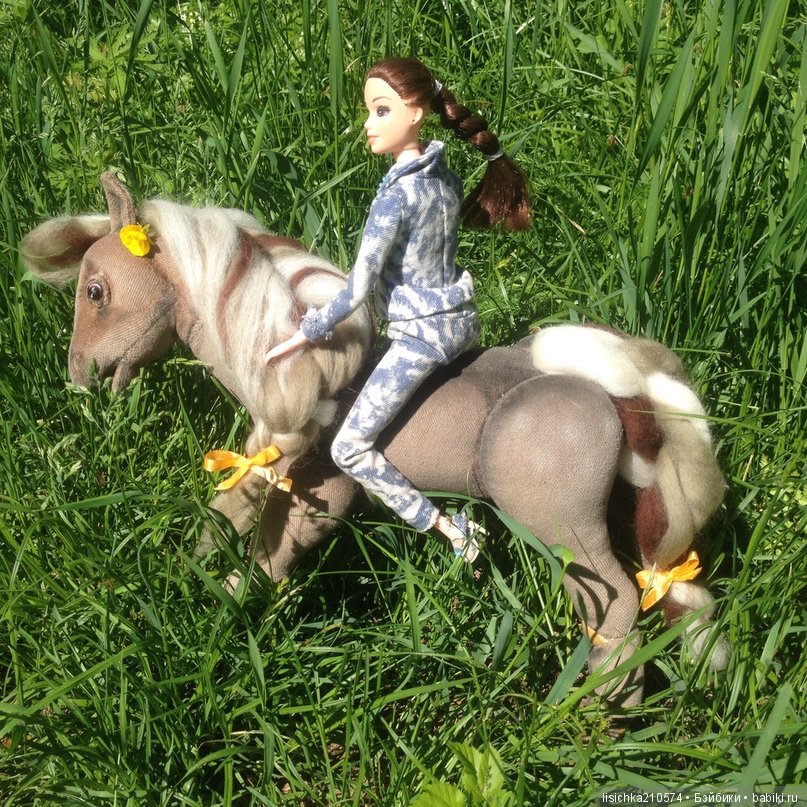 Я, люблю свою лошадку! Причешу ей шёрстку гладко... Текстильная шарнирная лошадка для Барби