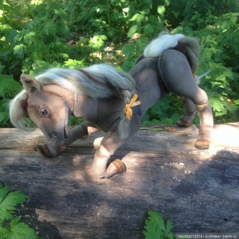 Я, люблю свою лошадку! Причешу ей шёрстку гладко... Текстильная шарнирная лошадка для Барби