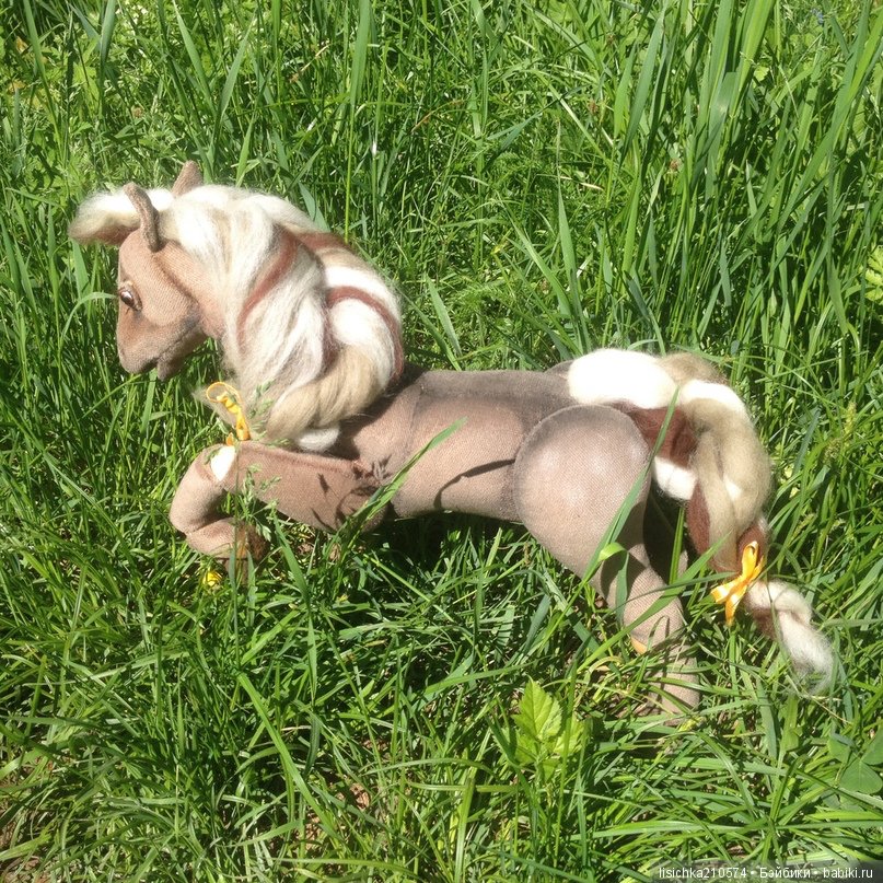 Я, люблю свою лошадку! Причешу ей шёрстку гладко... Текстильная шарнирная лошадка для Барби