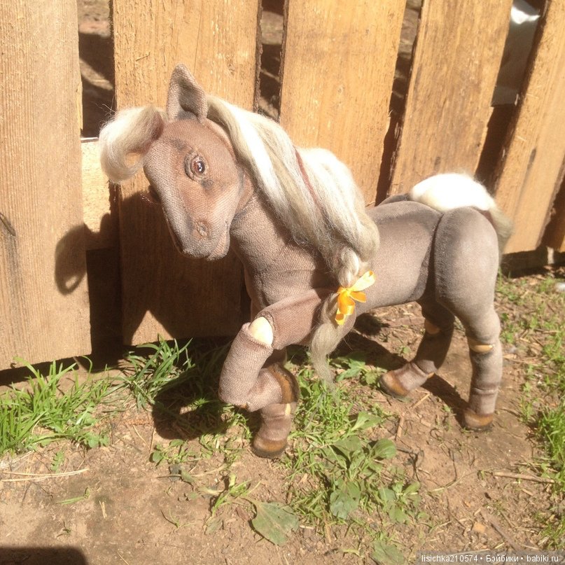 Я, люблю свою лошадку! Причешу ей шёрстку гладко... Текстильная шарнирная лошадка для Барби