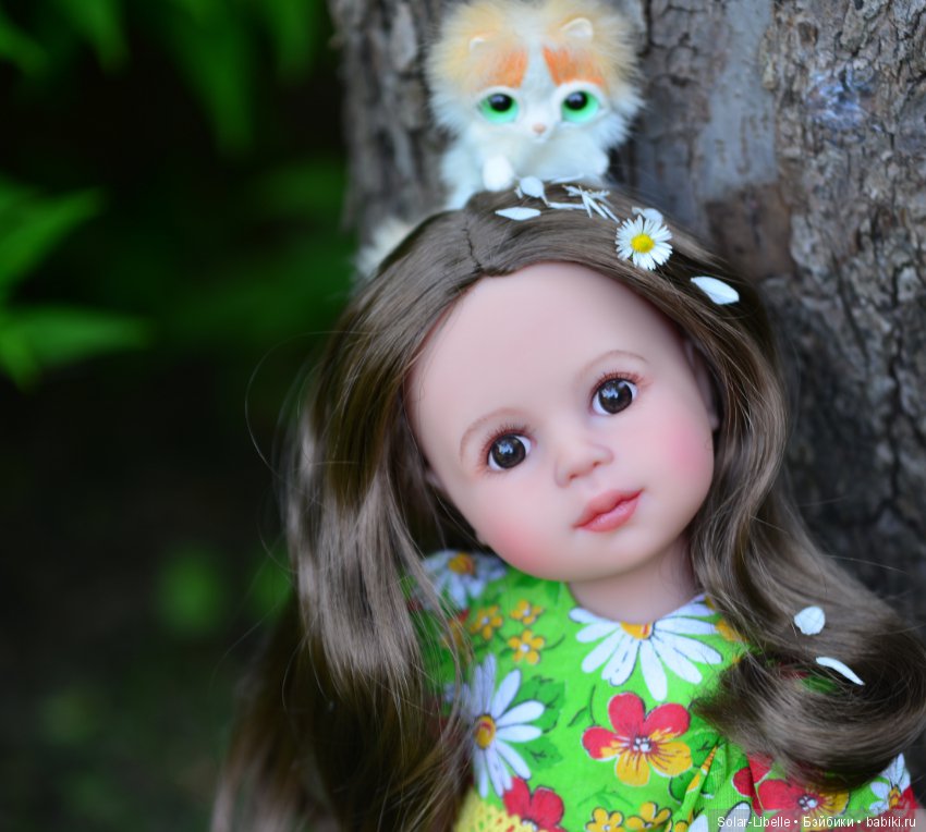 Еще одна Дюймовочка. Теперь брюнетка
