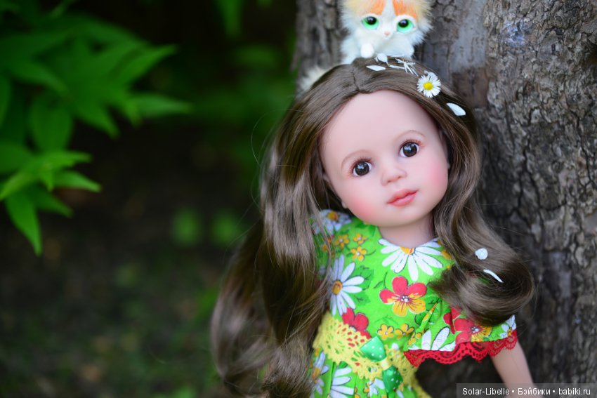 Еще одна Дюймовочка. Теперь брюнетка