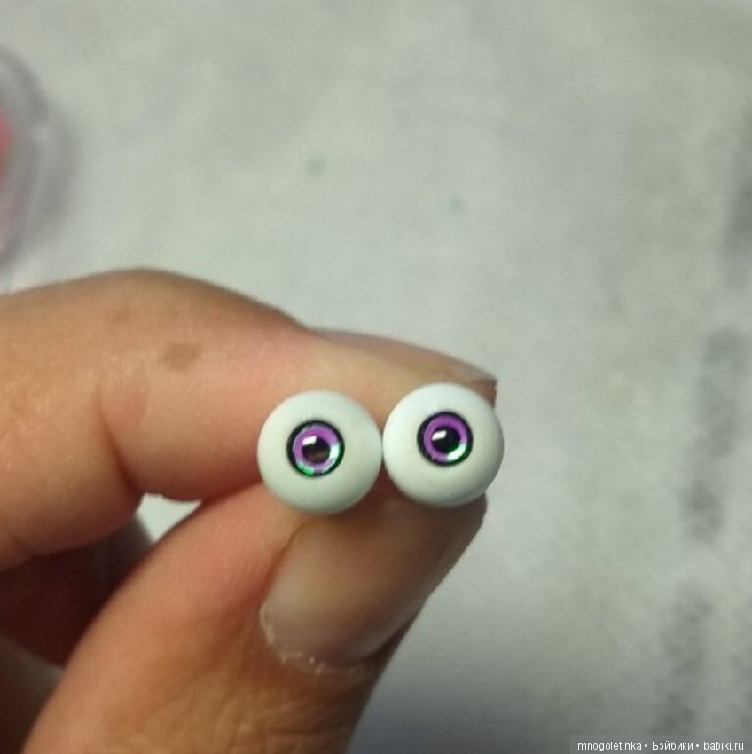 Глазки как коляски, только не катаются, а переливаются (фото 4)
