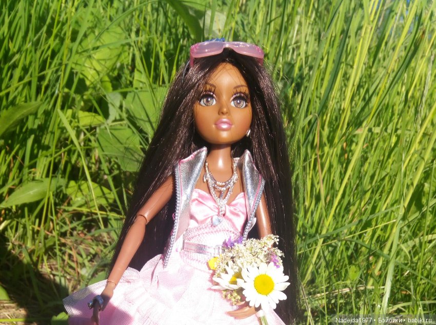 Бижу в новом платье — Куклы Bratz (Братц) и Moxie Girlz: MGA (фото 5)