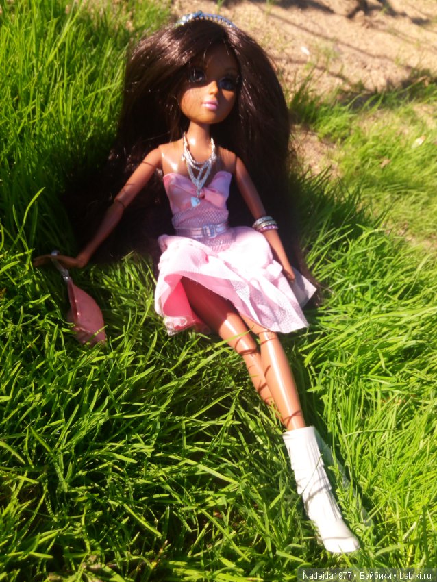 Бижу в новом платье — Куклы Bratz (Братц) и Moxie Girlz: MGA