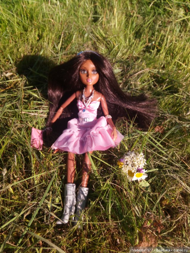 Бижу в новом платье — Куклы Bratz (Братц) и Moxie Girlz: MGA (фото 8)